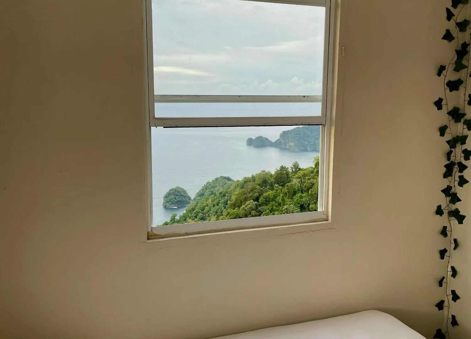 Serene Retreat With Stunning Views- Doux Paramin Villa La Finette 0*,